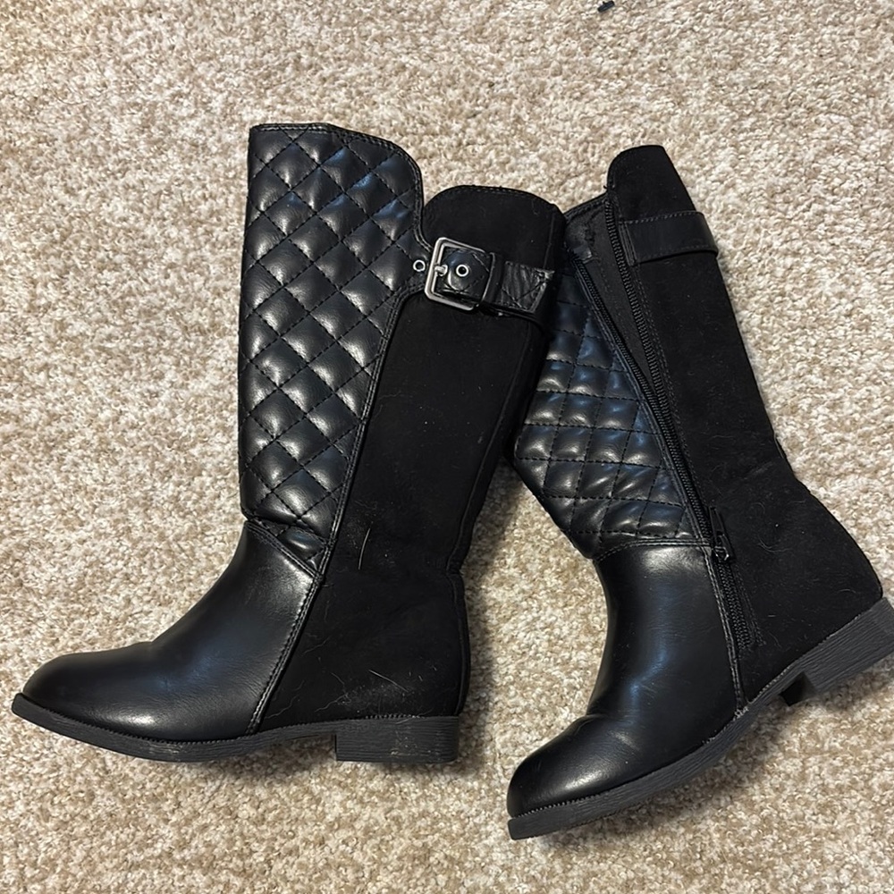 Quilted Black Knee-High Boots